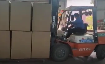 Szűrőgolyók szállítása Chilébe